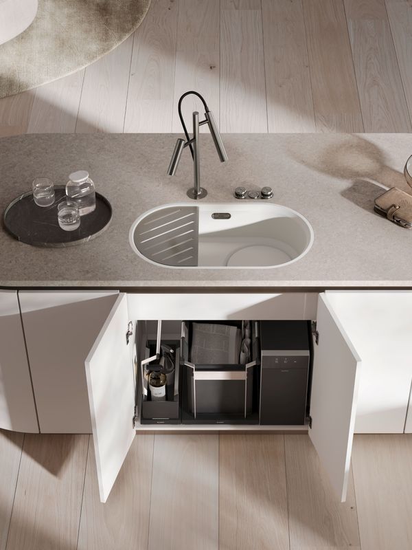 Unit Choice Luneoo S Sst Satin Platinum 527981 04 B G C Web Ppt Jpg 150dpi 236606 (3)